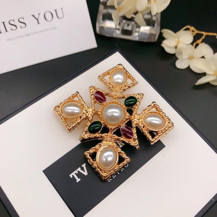 JKQBUX Versailles series Baroque elegant Brooches Pin for Women Men Girls Retro Court Pearl Corsage Pin delicate accessory