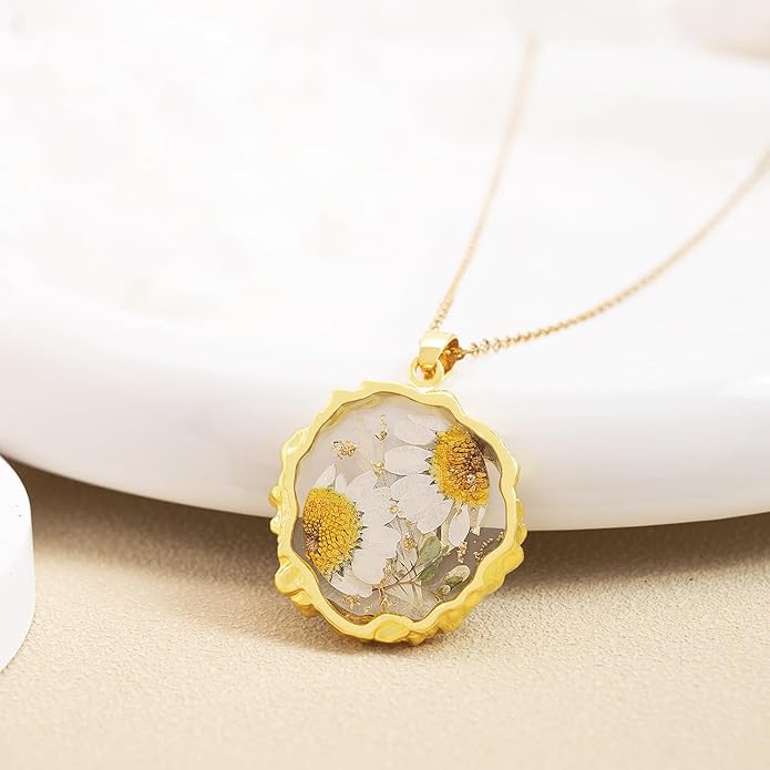 Birth Flower Necklaces for Women,1-12 Month Real Pressed Flower Necklace,Boho-Style Personalized Jewelry, Handmade Floral Pendant,Thoughtful Gift for Christmas,Birthday|18"