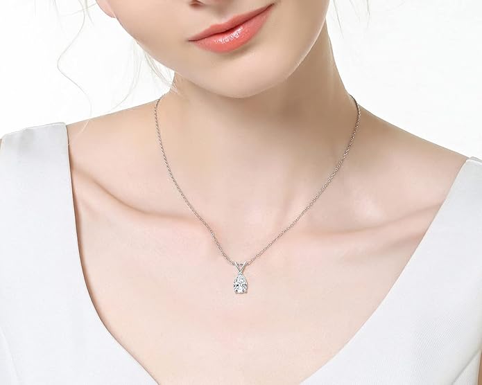 AINUOSHI Moissanite Necklace for Women, 1CT, 2CT, 3CT, 4CT Solitaire Moissanite Pendant Necklace, D-E Color with GRA Certificate, 925 Sterling Silver with 18K Gold Plating, Mother Mom Wife Girlfriend Gifts with Jewelry Box Packed
