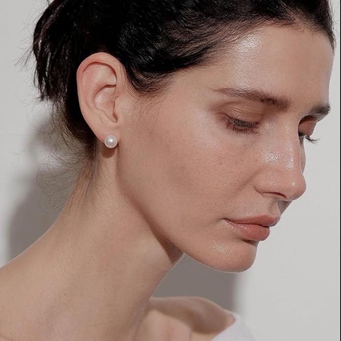 Gifts for Womem mom her girlfriend grandma on Christmas Day Mothers Day Gifts Valentines Anniversary birthday gifts love pearl earrings for women