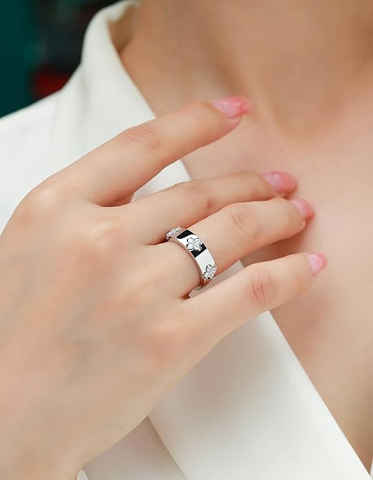 Premium Emerald&Moissanite Clover Rings for Lucky Women|Moissanite D Color VVS1 Clarity 3EX Cut|925 Sterling Silver 14K Gold Plated Non Tarnish