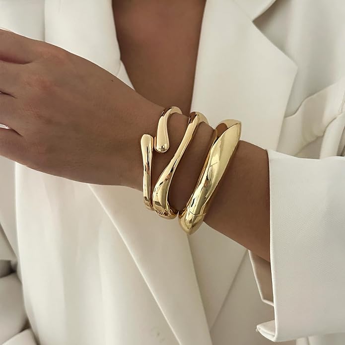 Rainhonor Chunky Gold Bangles Bracelets for Women Gold Cuff Bracelet Set Waterproof Non Tarnish Stack Bracelet for Women Gifts