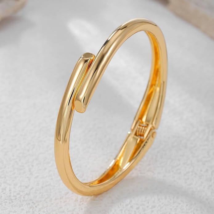 jokcde Chunky Gold/Silver Gold Cuff Bangle Bracelets for Women Trendy Hinged Cuff Open Wide Chunky Gold Bracelet Minimalist Bangle Jewelry Gift