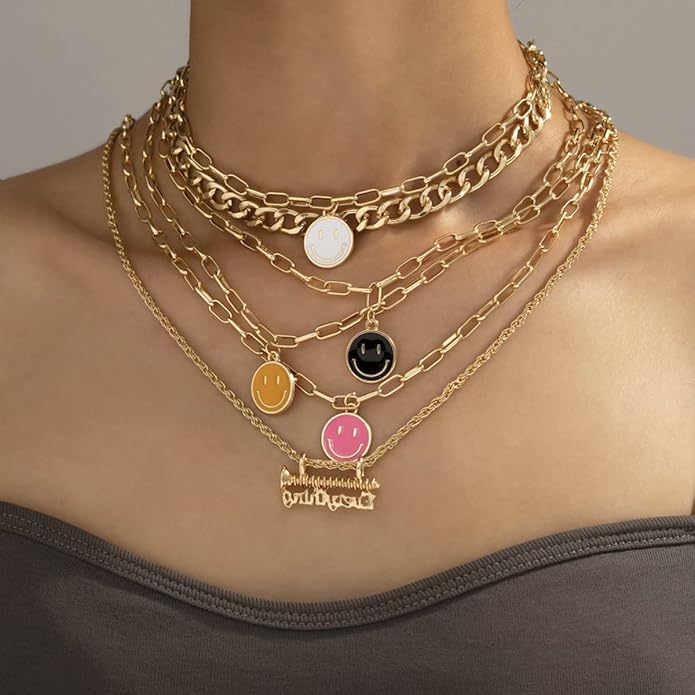 Smile Pendant Necklace Smile Face Chain Necklace Paperclip Necklace Cute Round Pendant Necklace Preppy Jewelry for Women Girls