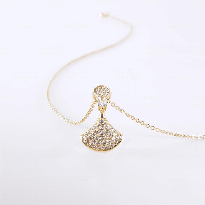 ROSEDANCE Heart Necklace for Women, 14K Gold Plated Dainty Heart Necklace, Tiny Love Symbol Pendant Choker, Minimalist Dainty Jewelry Gift, Valentines Day Anniversary Birthday