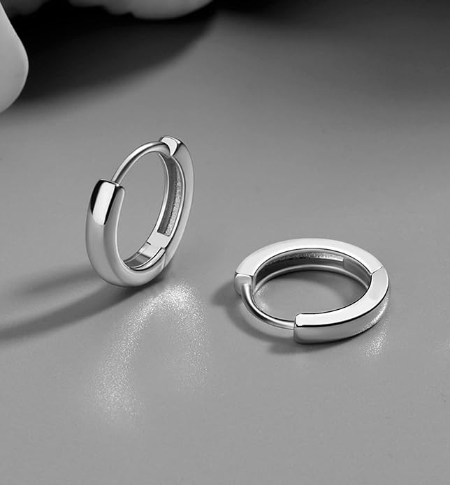 Gold Huggie Hoop Earrings Set for Women Small Chunky Gold Silver Earrings 14K Gold Filled Hypoallergenic Trendy Jewelry Dainty Huggie Earrings
