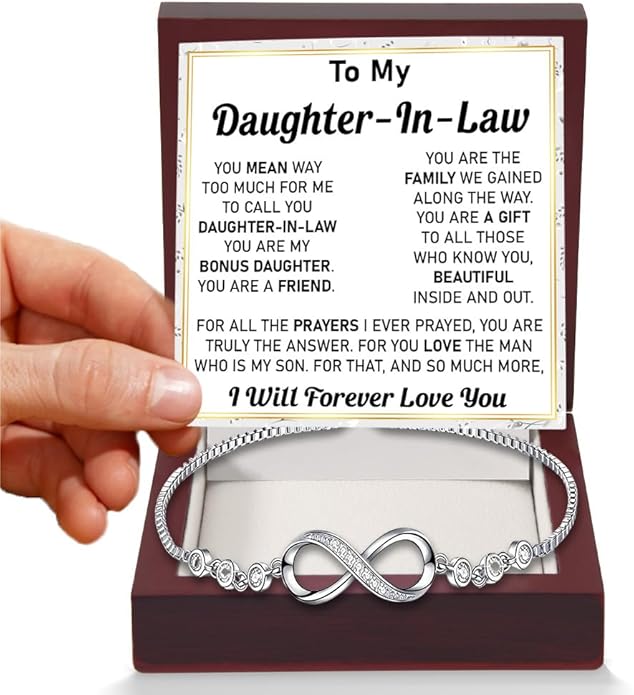 To My Beautiful Daughter In Law Bracelet From Mother-In-Law, Daughter In Law Birthday Gifts, Infinity Star Heart Bracelet For Her With Heartfelt Message Card & Elegant Box, Bonus Daughters Bracelets