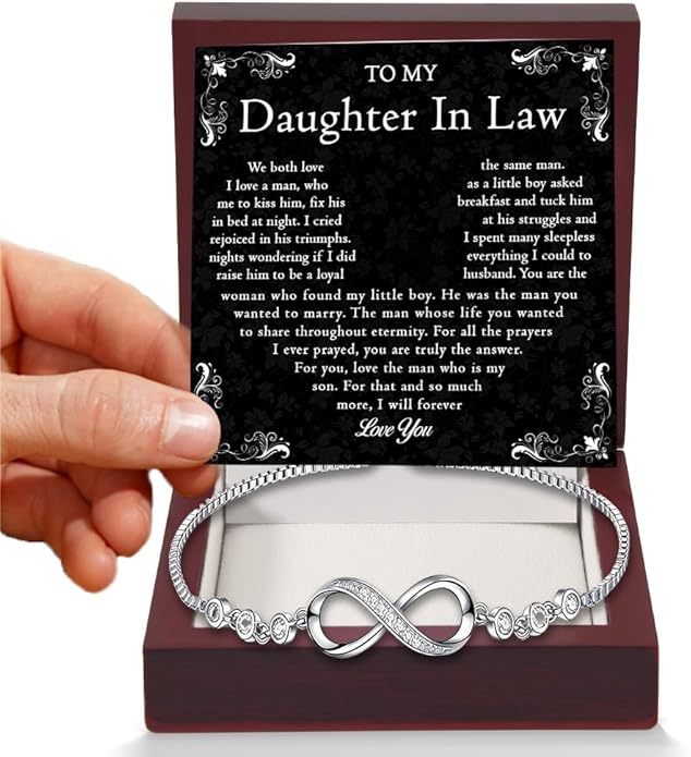 To My Beautiful Daughter In Law Bracelet From Mother-In-Law, Daughter In Law Birthday Gifts, Infinity Star Heart Bracelet For Her With Heartfelt Message Card & Elegant Box, Bonus Daughters Bracelets