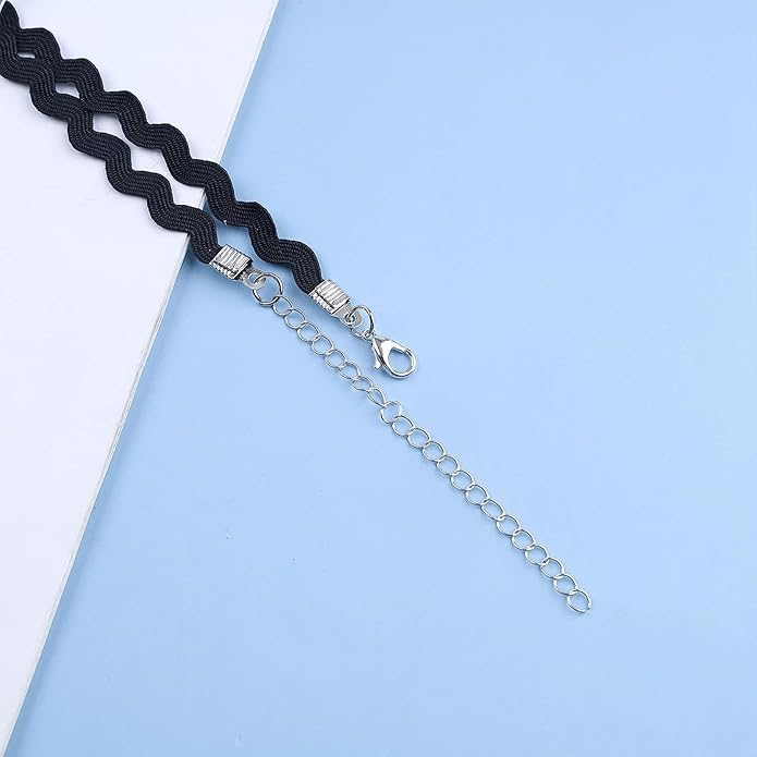 Fesciory Black Necklaces for Women, Adjustable Layered Velvet Leather Lace Collar Necklace, Goth Jewelry Gifts.