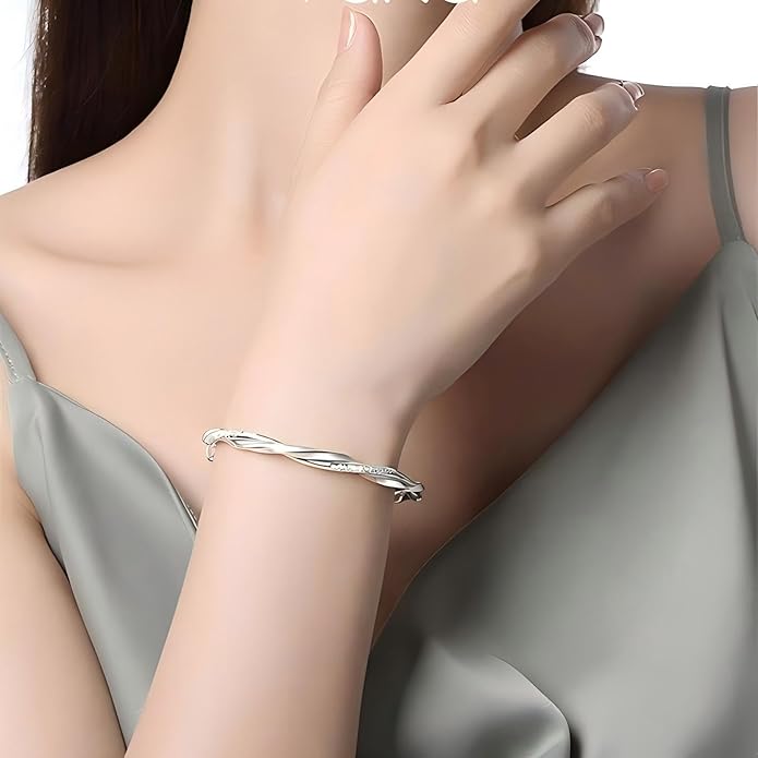 S925 Silver Bangle Bracelet for Women, Elegant Women‘s Sterling Silver Bracelet Bangle Adjustable 6.4-7.8 inches Small Size