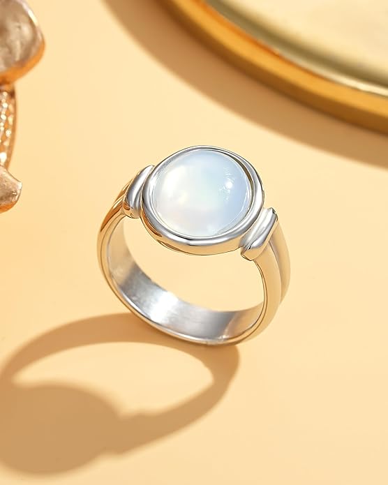 YeGieonr Gold Rings for Women Trendy Non Tarnish Chunky Gold Plated Ring, Waterproof Stainless Steel Gold Jewelry Gift