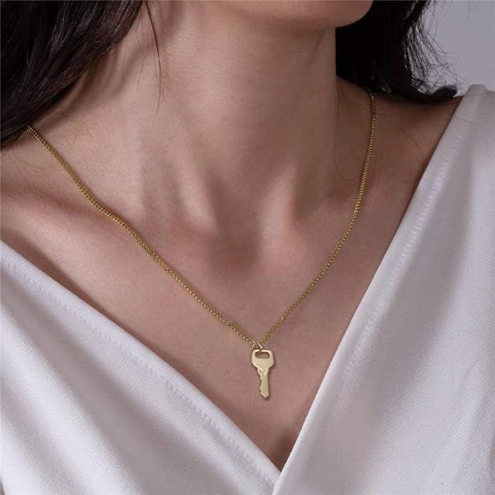 Turandoss Dainty Layered Choker Necklace, Handmade Y Pendant Necklace Multilayer Bar Disc Necklace Adjustable Layering Choker Necklaces for Women