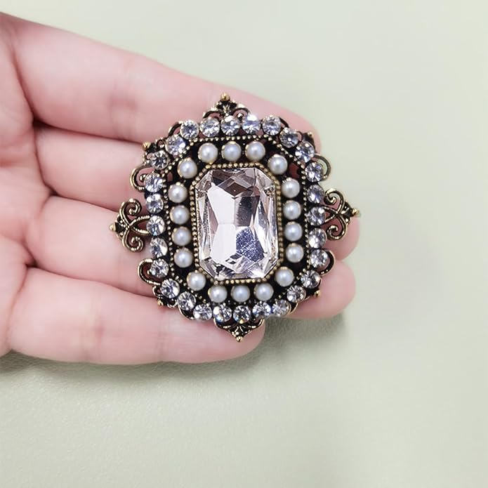 Antique Rhinestone Brooch Pin for Women Girls Gold Tone Vintage Baroque Rectangle Crystal Shell Pearl Boho Victorian Style Brooches Lapel Pins Elegant Wedding Christmas Festival Ornament Jewelry Gift