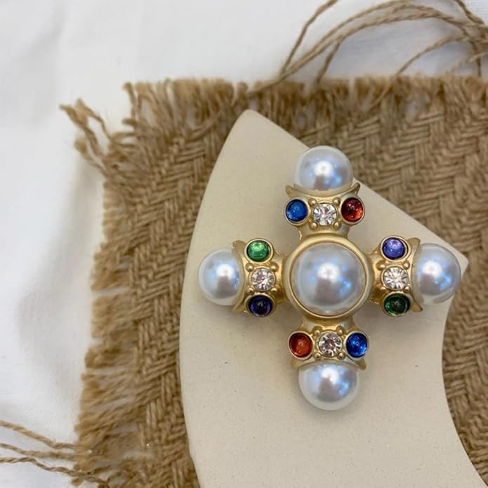 JKQBUX Versailles series Baroque elegant Brooches Pin for Women Men Girls Retro Court Pearl Corsage Pin delicate accessory