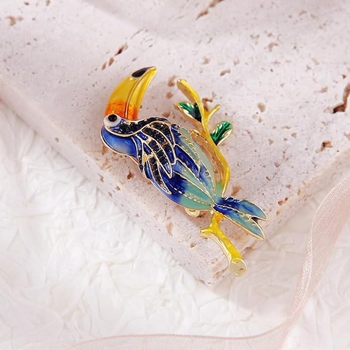 Soumimi Bird Theme Brooch Pin Cute Bird Animal Brooches Accessories Christmas Birthday Gift for Women