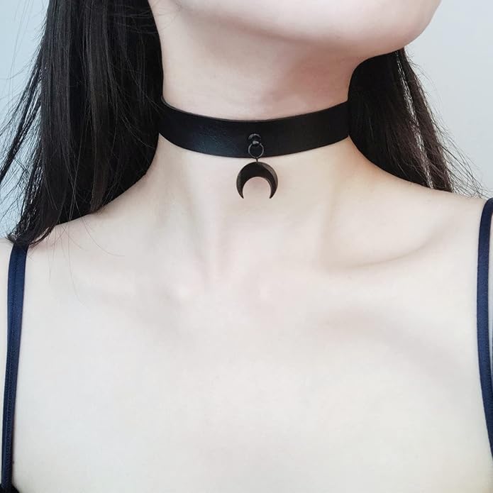 Black Choker Goth Necklace Pu Leather Choker Necklace for Women With Pendant Punk Emo Jewelry Gothic Collar Adjustable