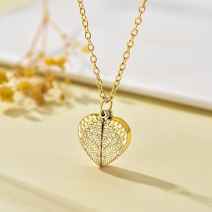 Supcare Locket Necklace That Holds Pictures-Engraved Photo Pendant Custom Jewellery Gifts for Men Women (with Jewellery Gift Box)