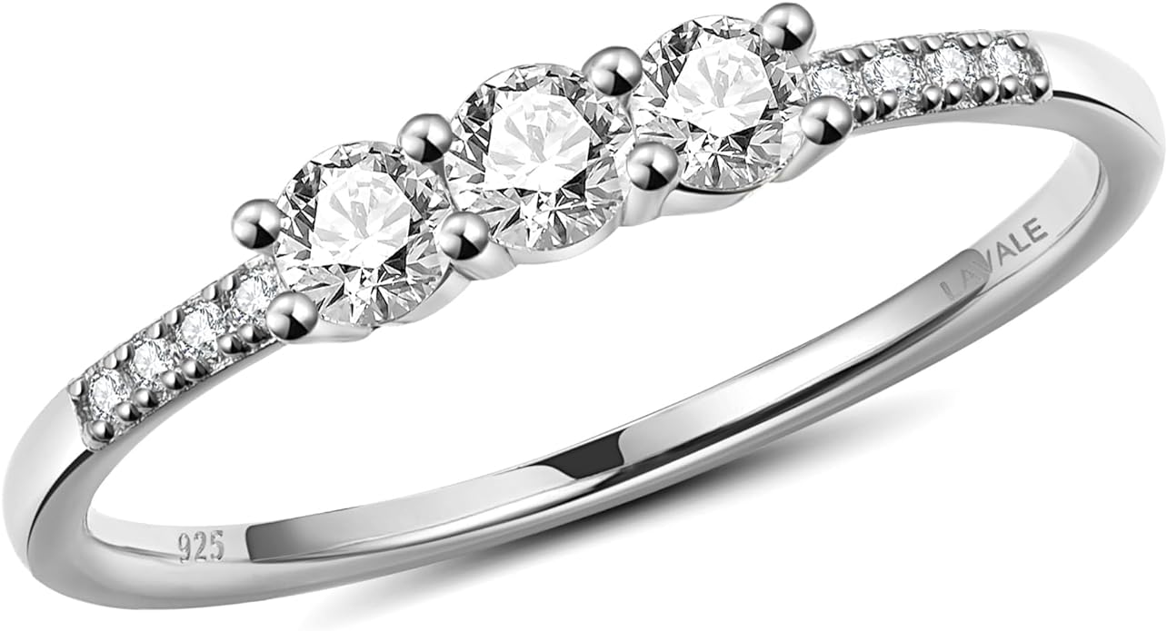 LAVALE Round Cut Moissanite Wedding Band for Women, Brilliant D Color VVS1 Clarity Classic Lab Created Diamond Solitaire Ring 18K White Yellow Rose Gold Vermeil 4 Claw Knife Edge Moissanite Rings