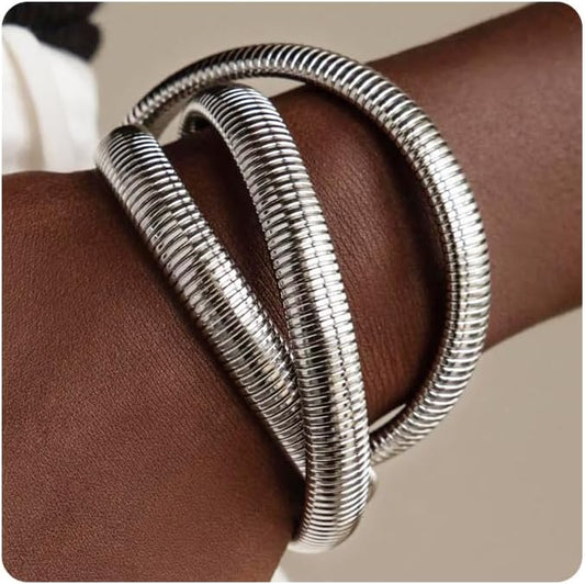 UILZ 3-Pack Gold Bangles Bracelet for Women - 24K Real Gold Plated Stainless Steel Chunky Stretch Bangles Stackable Wide Bracelet Jewelry for Everyday & Special Occasions Pulseras Para Mujer