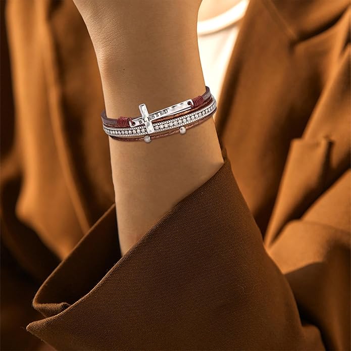 Fesciory Leopard Bracelet for Women, Boho Leather Wrap Multi-Layer Pearl Crystal Bracelet Bangle Jewelry