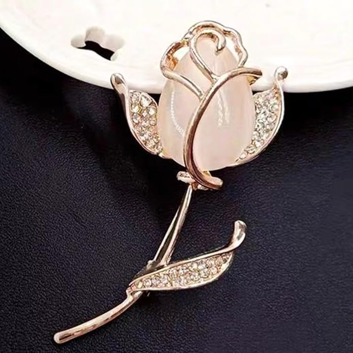 Crystal Pearl Flower Brooches Pins Fashion Beautiful Created Rhinestone Floral Brooch Good Idea for Party Dance Wedding Banquet for Elegant Women Girl
