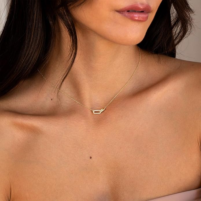Zeffy Diamond Necklaces for Women, Dainty Gold Necklace 18k Gold Plated Layered Necklaces Simple Gold CZ Diamond Pendant Necklaces for Women Trendy Jewelry Gifts for Girls