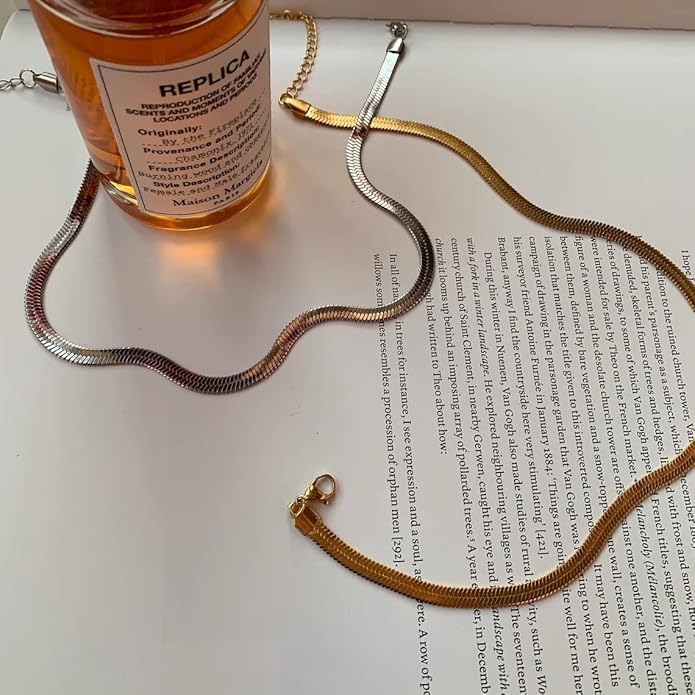 Dainty Chain Necklace for Women, 18K Gold Plated Coin Disc Choker Necklaces Simple Satellite Beaded Twisted Thin Paper Clip Chain Everyday Jewelry Gifts