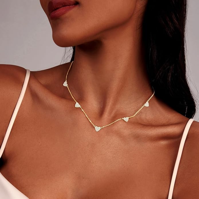 Cute Heart Necklace Dainty 18k Gold Plated Tiny Heart Pendant Choker Necklaces Small Gold Love Open Heart Chain Necklace for Women Simple Gold Necklace for Women Trendy Jewelry
