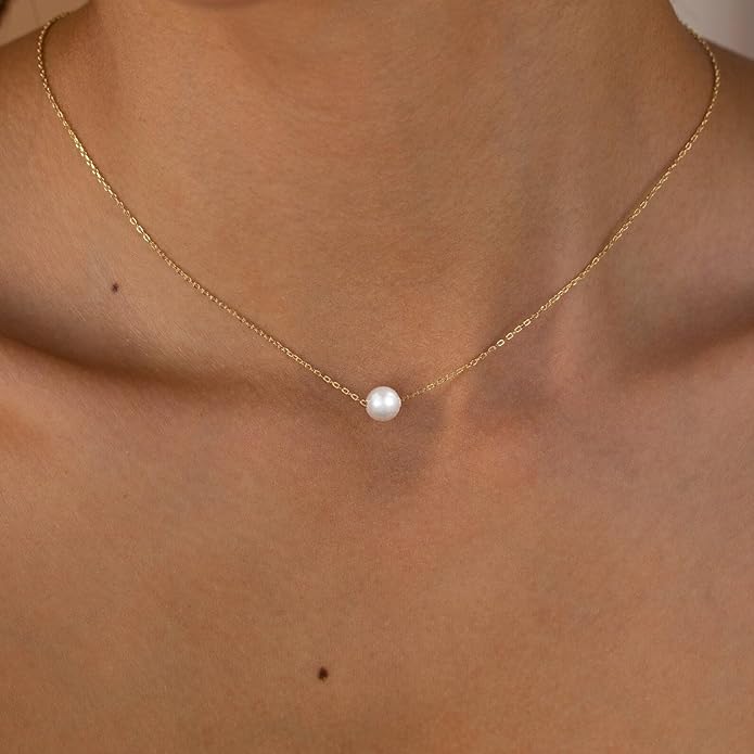 Charm Necklaces for Women,14k Gold Plated Waterproof Dainty Choker Necklace Summer Seashell Pearl Beach Cute Necklaces Set Fashion Jewelry Gift