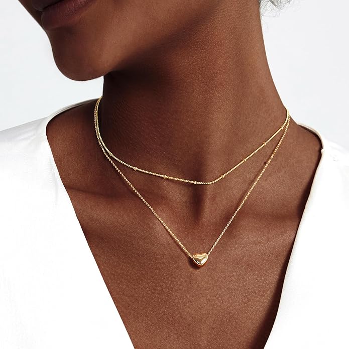 Zeffy Dainty Gold Heart Necklace for Women Trendy 14K Gold/Silver Plate Cute Heart Pendant Choker Necklaces Gold Love Heart Chain Necklace for Women Dainty Gold Jewelry Gifts for Women