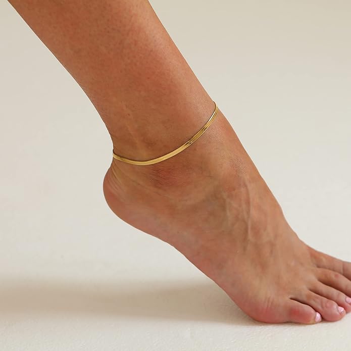 Dainty Ankle Bracelets for Women 18K Gold Plated Satellite Beaded Herringbone Chain Anklets Simple Lip Chain Anklet Minimalist Summer Beach Foot Jewelry Christmas