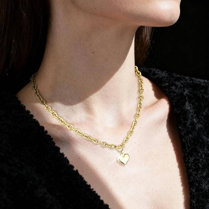 Chunky Gold Necklace for Women, 18K Waterproof Heart Necklace Statement Necklace Gold Charm Necklace Chunky Jewelry Paperclip Chain Choker Gift for Women