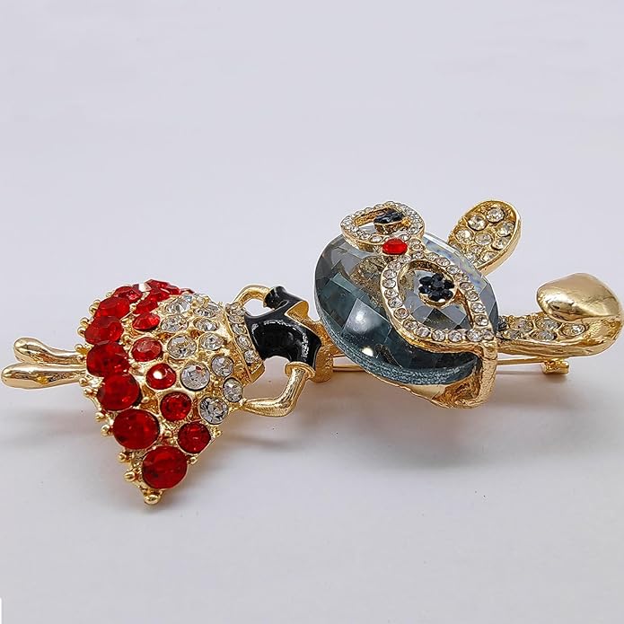 Rhinestone Rabbit Brooches for Women, Sparkling Crystal Alloy Lapel Pin, Vintage Animal Jewelry for Blazers, Sweaters, Scarves, Tote Bags - Versatile Accessories for Daily Wear, Parties, Weddings