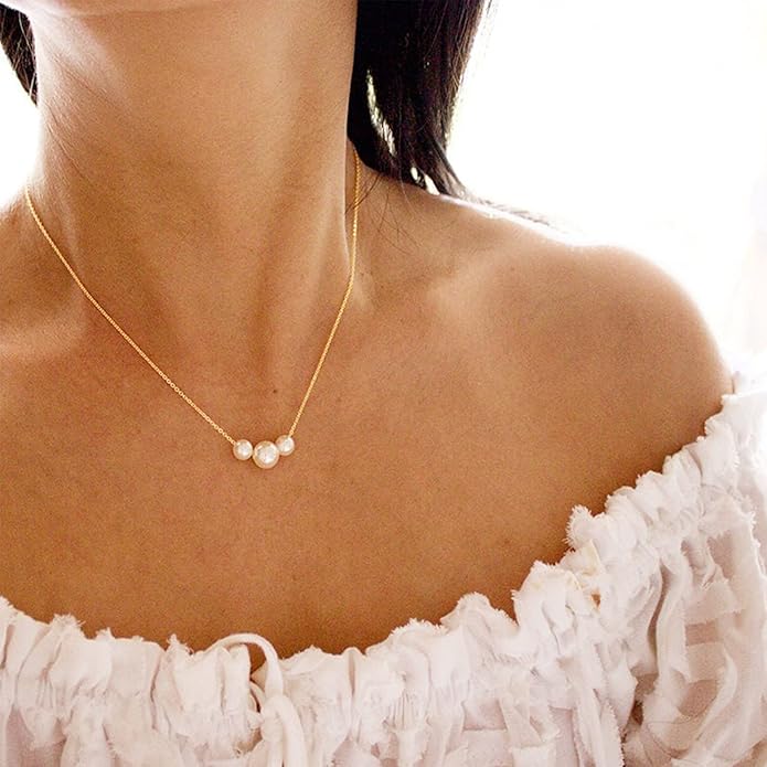 Gold Pearl Necklace for Women, 14K Gold Plated Layered Pearl Necklaces for Women Trendy Simple Herringbone Chain Pearl Necklace for Women Gold Jewelry Gifts