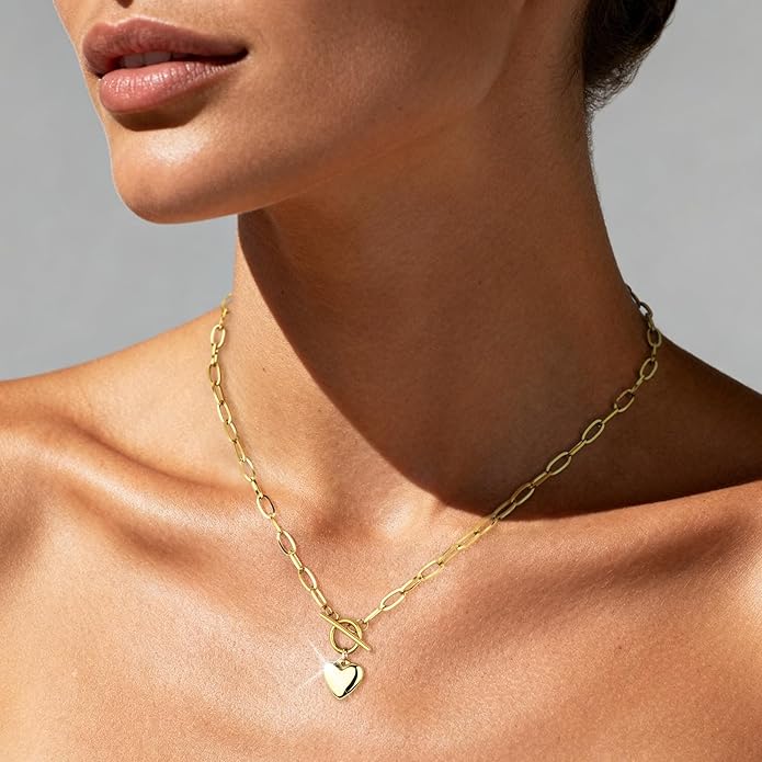 Chunky Gold Necklace for Women, 18K Waterproof Heart Necklace Statement Necklace Gold Charm Necklace Chunky Jewelry Paperclip Chain Choker Gift for Women