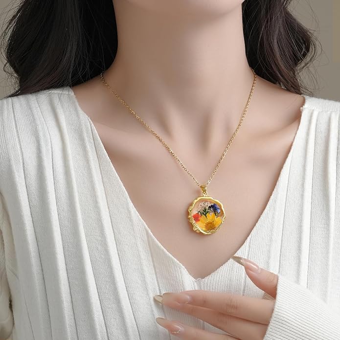 Birth Flower Necklaces for Women,1-12 Month Real Pressed Flower Necklace,Boho-Style Personalized Jewelry, Handmade Floral Pendant,Thoughtful Gift for Christmas,Birthday|18"