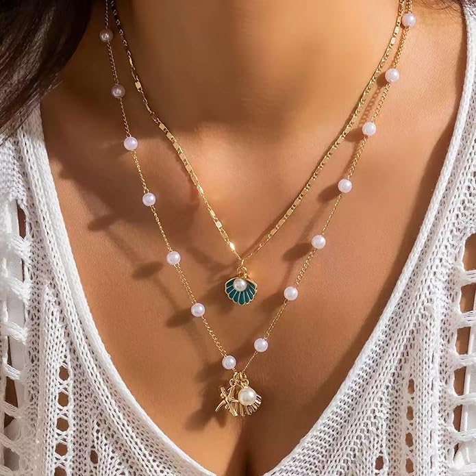 Gold Starfish Necklace for Women Beach Jewelry Accessories Sea Shell Beach Necklace Layered Starfish Pendant Beachy Ocean Necklaces Boho Cowrie Seashell Summer Necklaces Jewelry Gifts Trendy Stuff