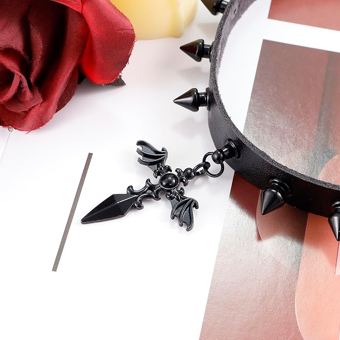 MILAKOO Punk Black Choker Gothic Spiked Rivets for Women Men with Charm Pendant Leather Necklace