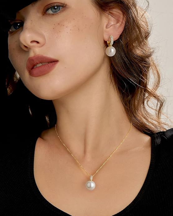 Gold Pearl Necklace for Women, Chunky 18K Gold Plated Layered Choker Chain - Double Layered Pearl Necklace, Trendy Gold Jewelry Birthday Gifts