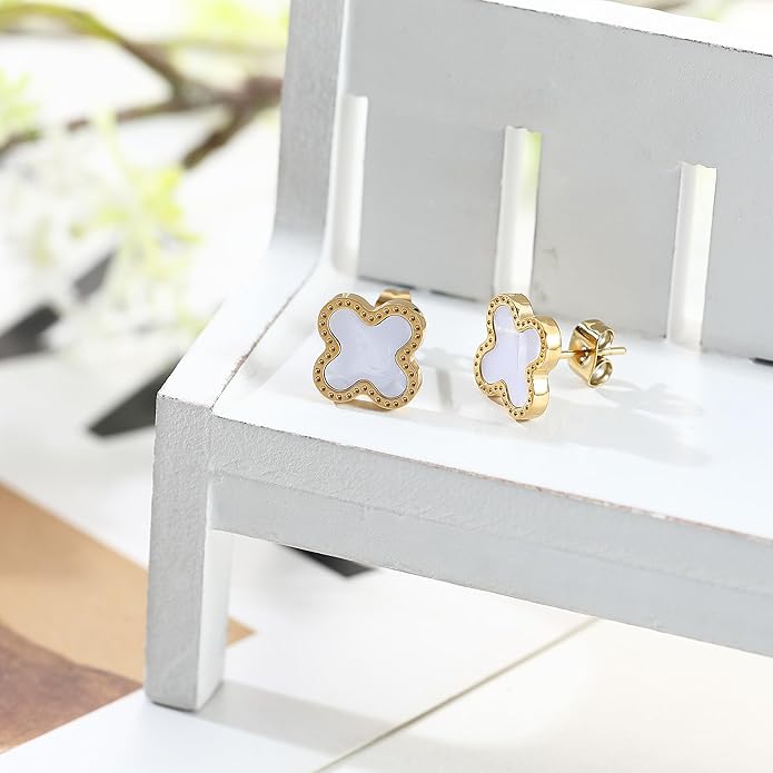 Lucky Clover Sets, 18K Gold Plated Four Leaf Bracelet, Necklace Pendant, Earrings for Women Flower Link Bracelets Set Jewelry Gifts for Women