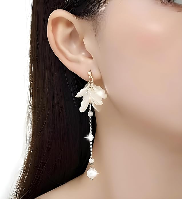 Seashell Pearl Flower Dangle Earrings for Women - Elegant Double Layer White Freshwater Pearl Bridal Jewelry, Lightweight Sparkly Golden Stud Drop Earrings for Wedding/Beach/Summer Party