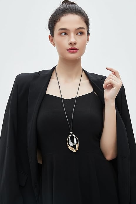 Boho Necklaces for Women Chunky Circle Necklace Layered Boho Circle Leather Choker Necklace Long Vintage Necklaces Bohemian Jewlery Gifts