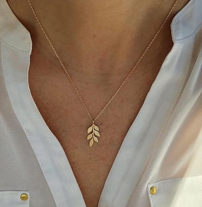Collner 14K Gold Heart Pendant Necklace for Women Dainty Star Necklace Tiny Evil Eye Choker Necklace Boho Crescent Moon Necklace Minimalist Jewelry