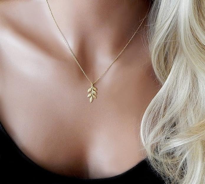Collner 14K Gold Heart Pendant Necklace for Women Dainty Star Necklace Tiny Evil Eye Choker Necklace Boho Crescent Moon Necklace Minimalist Jewelry