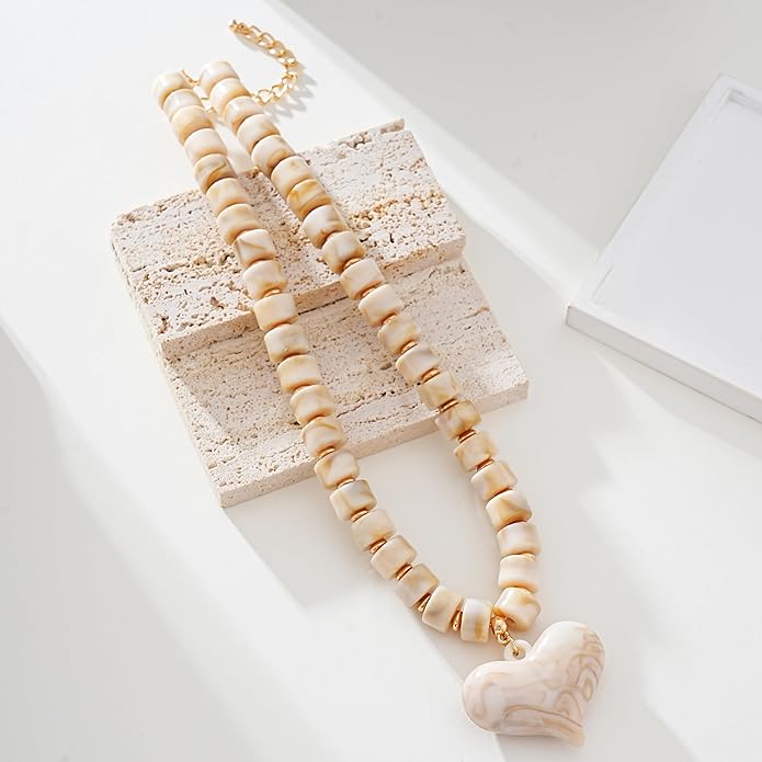 YUJIE Chunky Heart Penadnt Necklace for Women- Exaggerated Statement Puff Heart Necklace with Acrylic Beaded Chain