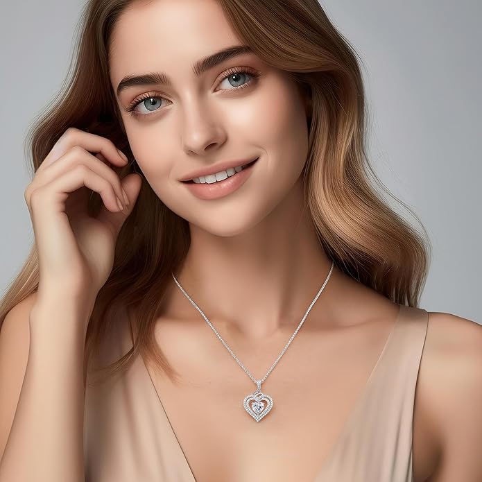 OOBEE Moissanite Heart Necklaces for Women, 1- 4 Carat Moissanite 925 Sterling Silver Gold Plating Fine Women Necklace，Ideal Anniversary Birthday Christmas Valentine Mothers Day Jewelry Gifts for Mom Wife Her Girlfriend