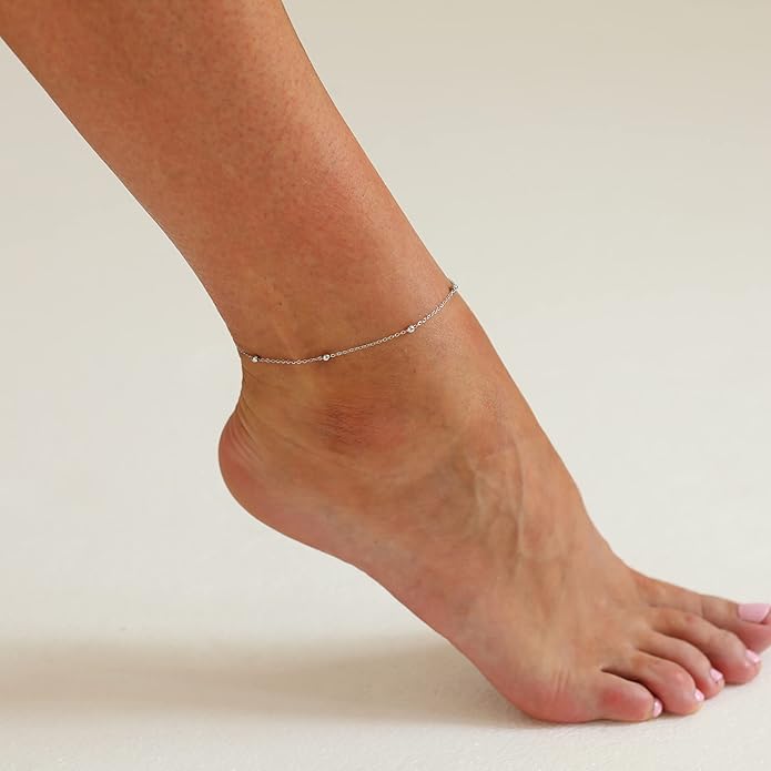 Dainty Ankle Bracelets for Women 18K Gold Plated Satellite Beaded Herringbone Chain Anklets Simple Lip Chain Anklet Minimalist Summer Beach Foot Jewelry Christmas