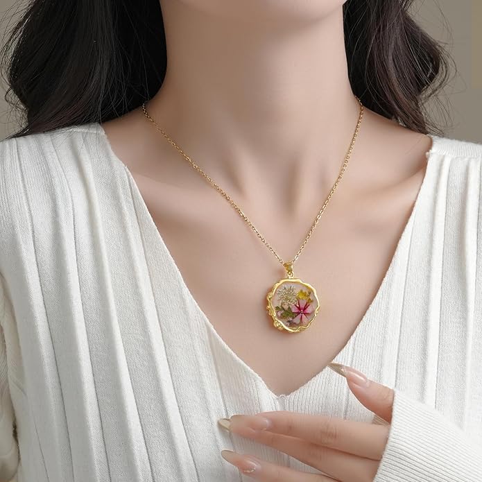 Birth Flower Necklaces for Women,1-12 Month Real Pressed Flower Necklace,Boho-Style Personalized Jewelry, Handmade Floral Pendant,Thoughtful Gift for Christmas,Birthday|18"