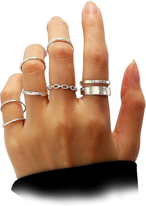 FAXHION Gold Knuckle Rings Set for Women Snake Chain Stacking Ring Vintage BOHO Midi Rings SIze Mixed