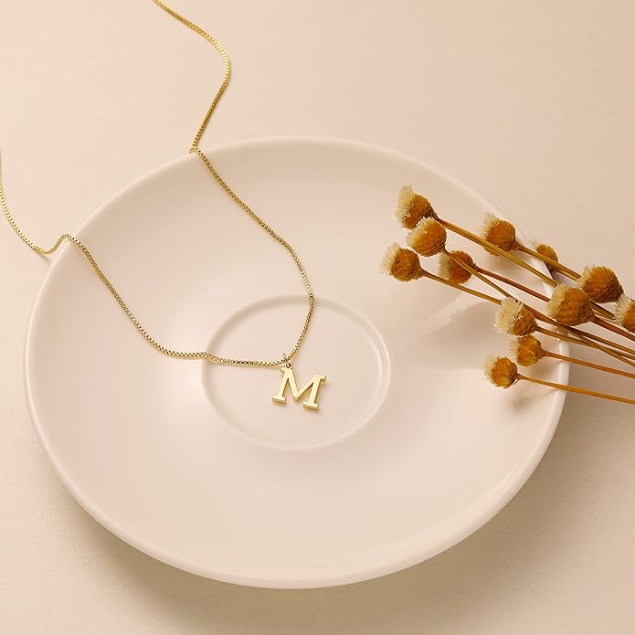Foxgirl Gold Initial Necklaces for Women, Dainty Gold Letter Necklace Tiny A-Z Pendant Choker Necklace Trendy Cute Personalized Monogram Name Necklace Gold Jewelry Necklace for Women Gift